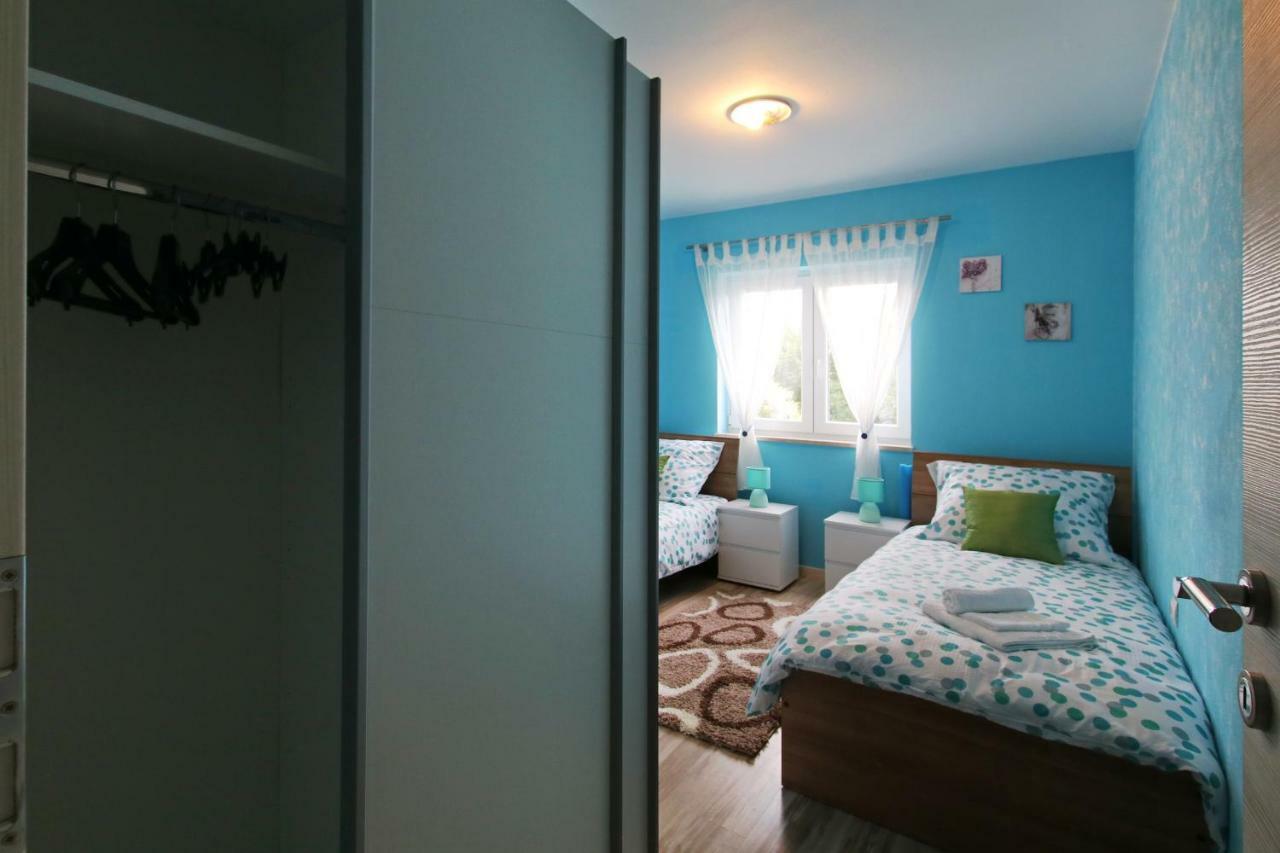 Apartment Valmas Pula Eksteriør billede